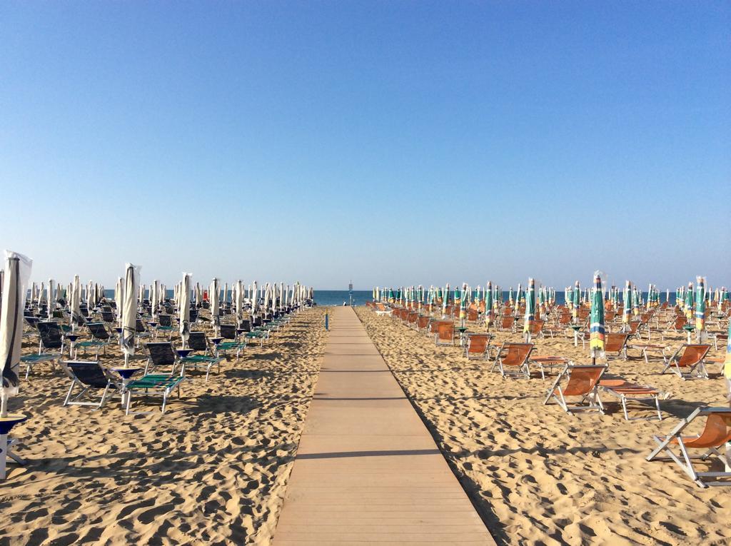 Appartamenti Casa Del Mare Bibione Exterior foto